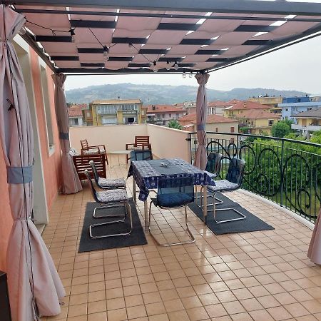 شقة Penthouse On The Adriatic Sea مارتينسيكورو المظهر الخارجي الصورة
