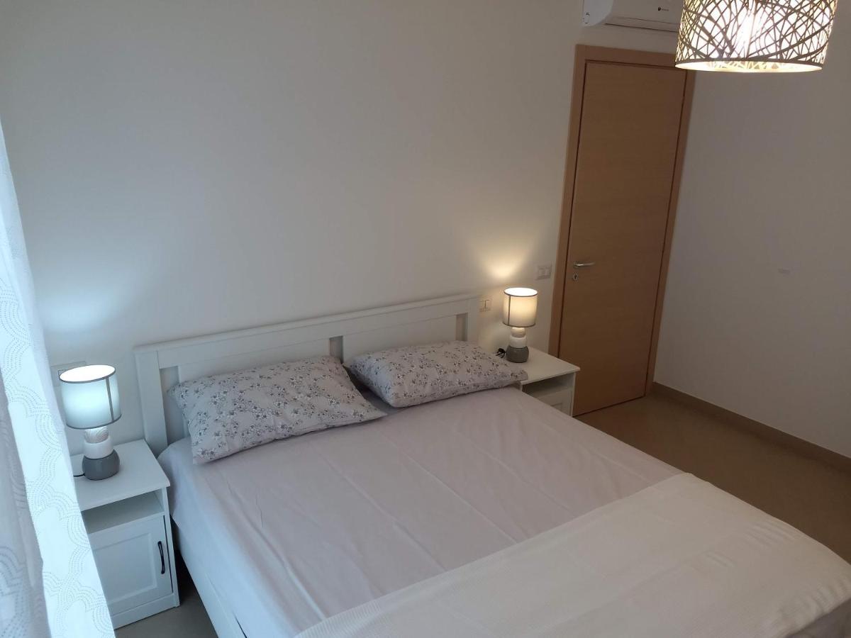 شقة Penthouse On The Adriatic Sea مارتينسيكورو المظهر الخارجي الصورة