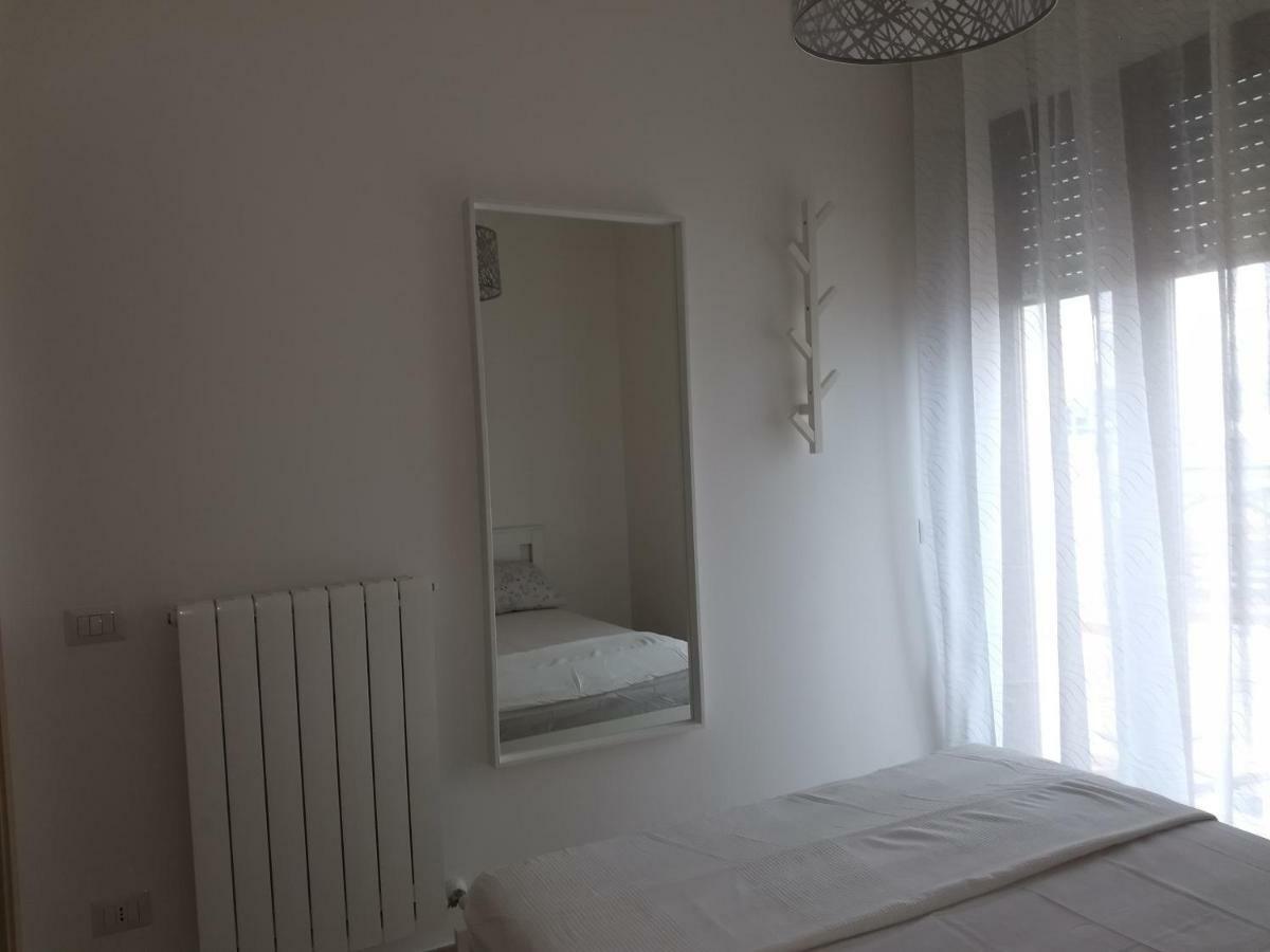 شقة Penthouse On The Adriatic Sea مارتينسيكورو المظهر الخارجي الصورة
