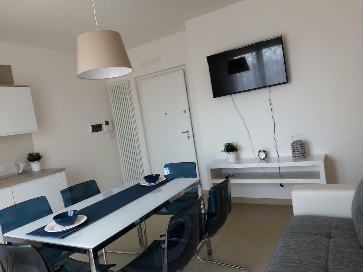 شقة Penthouse On The Adriatic Sea مارتينسيكورو المظهر الخارجي الصورة
